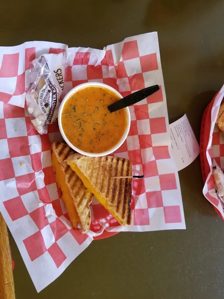 Grilled Cheese and Tomato Basil Soup